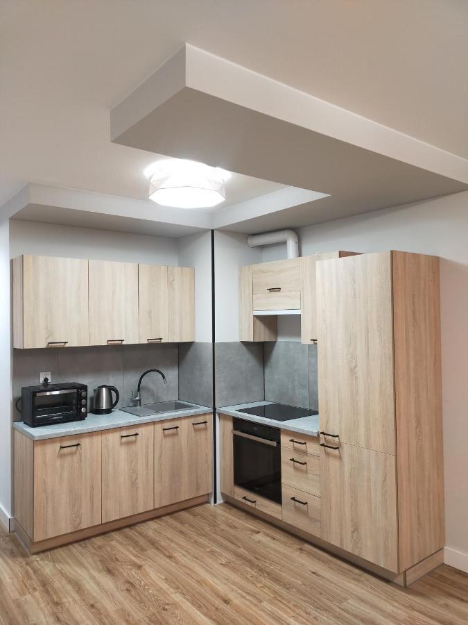 Fajny Apartament Z Parkingiem, Obok Metra. Varsó Kültér fotó
